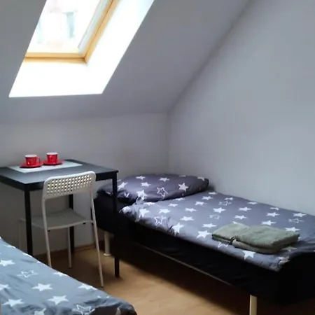 ホームステイ Krynica - *