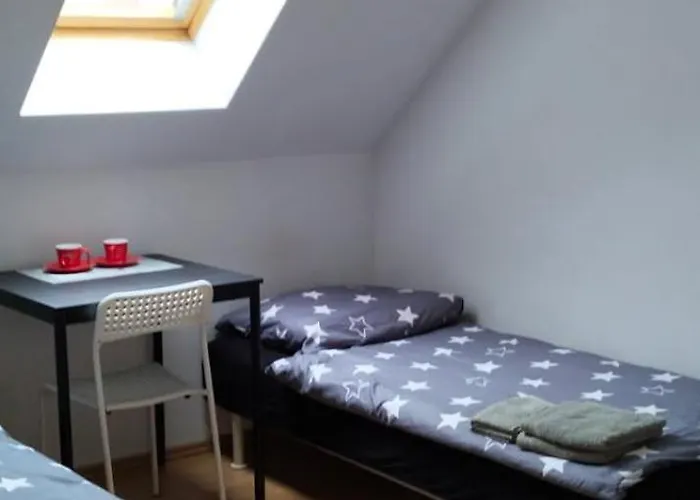 Проживание в семье Krynica - *